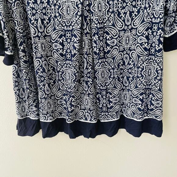 Simply Vera Vera Wang Knit V Neck scroll paisley top Size XXL - Picture 5 of 10